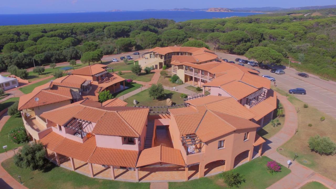 Hotel Borgo Dei Pescatori Aglientu Exterior foto