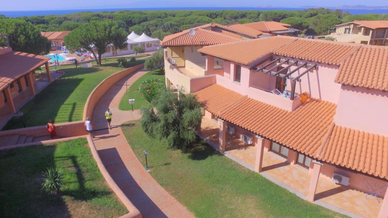 Hotel Borgo Dei Pescatori Aglientu Exterior foto