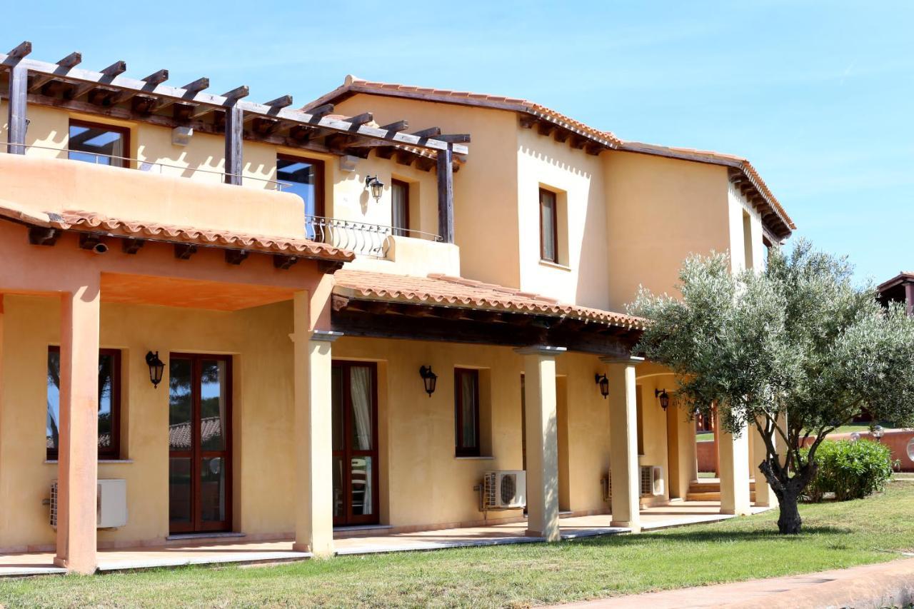 Hotel Borgo Dei Pescatori Aglientu Exterior foto