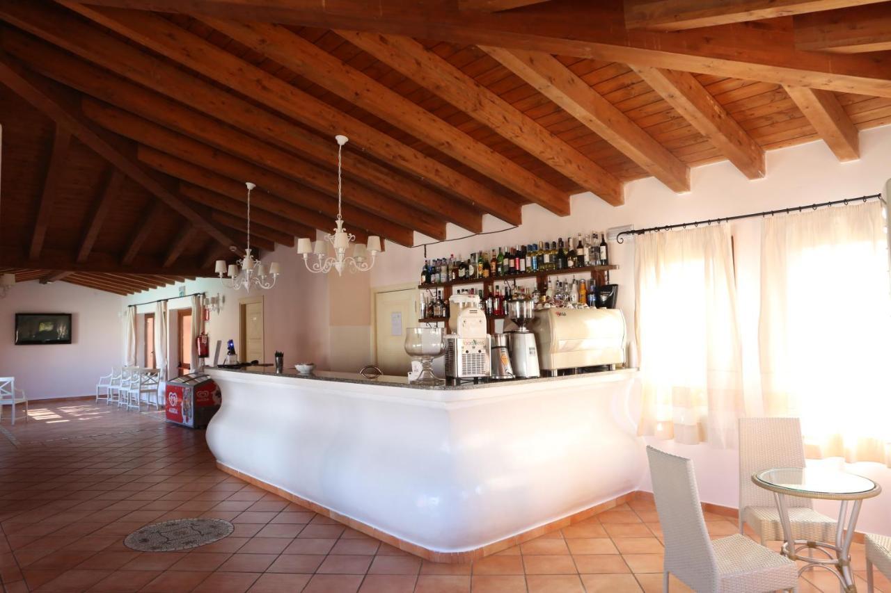 Hotel Borgo Dei Pescatori Aglientu Exterior foto