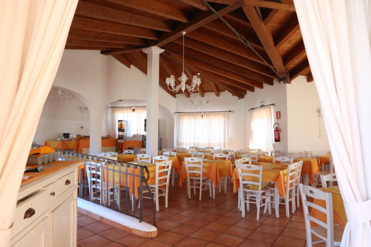 Hotel Borgo Dei Pescatori Aglientu Exterior foto